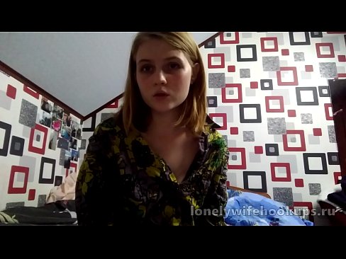 ❤️ Wophunzira wachinyamata wa blonde waku Russia amakonda matayala akulu. ️ zolaula ny.novoporn.ru ❌❤